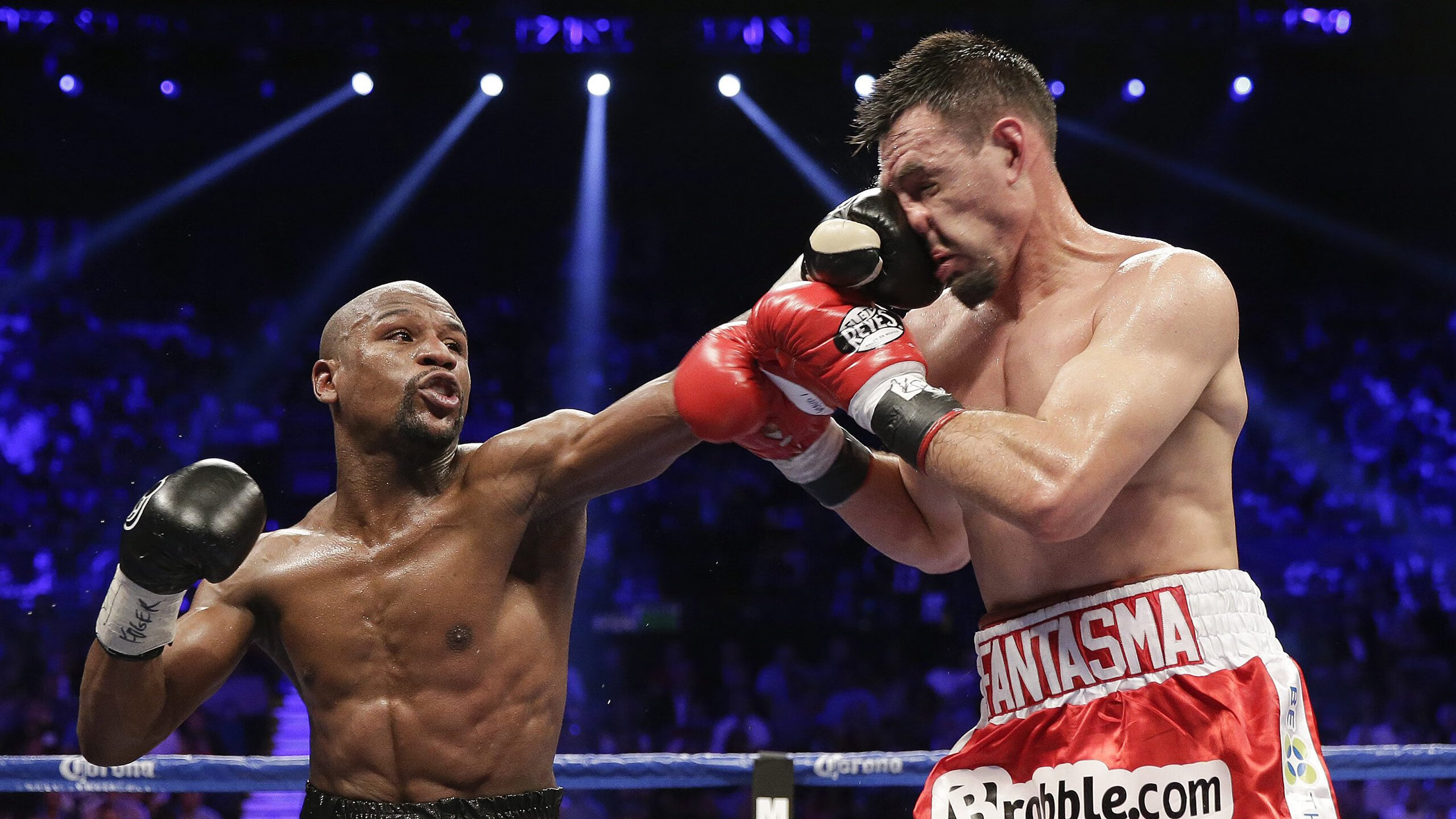 世界杯精彩绝伦：每一秒都精彩无限！，世界杯精彩比赛